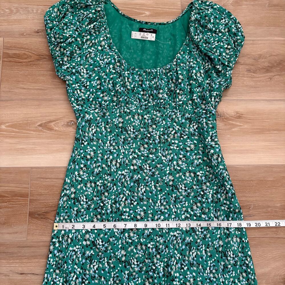 Madewell Ruched Scoopneck Midi Dress in Floral 6 - Picture 7 of 12